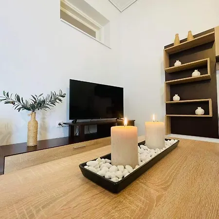 Marina's House * Pera Gyalos