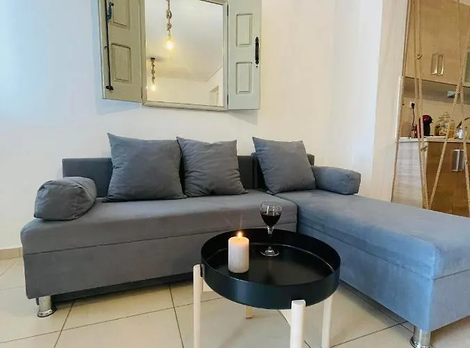 Marina's House * Pera Gyalos